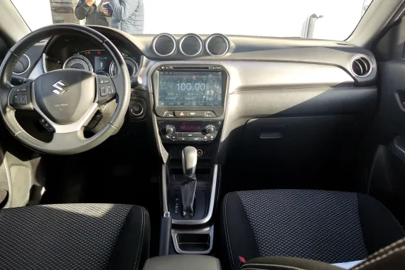 סוזוקי VITARA GLX