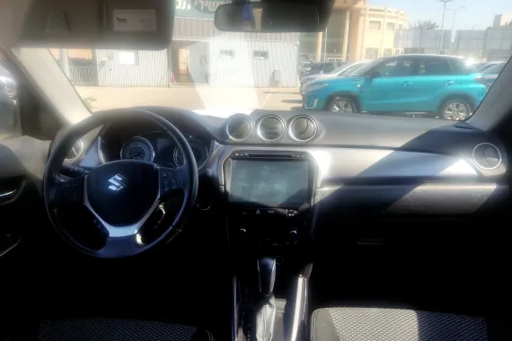 סוזוקי VITARA GLX